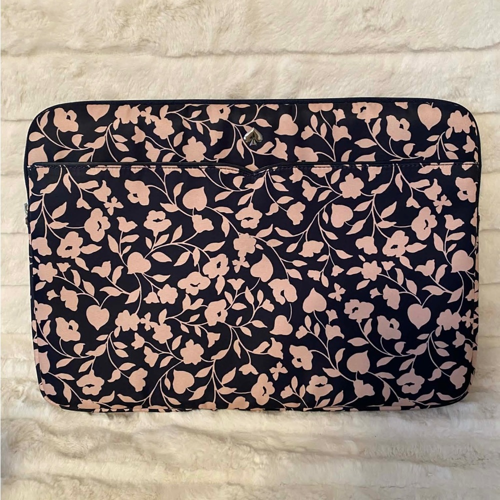‼️Flash SALE‼️Like New Kate Spade Laptop Case
